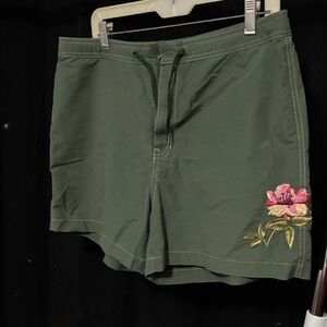 GAP Green Women's Cargo Shorts with Pink Floral Detail